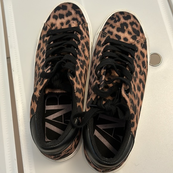 Zara leopard print satin sneakers - Picture 3 of 7